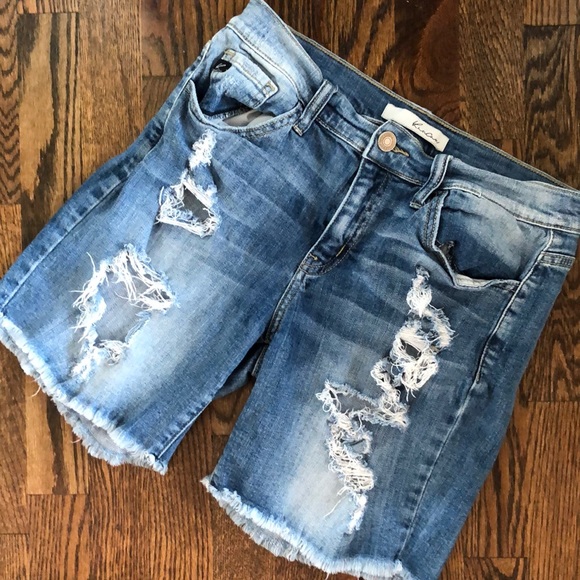 KanCan Distressed Denim Shorts - Picture 4 of 11